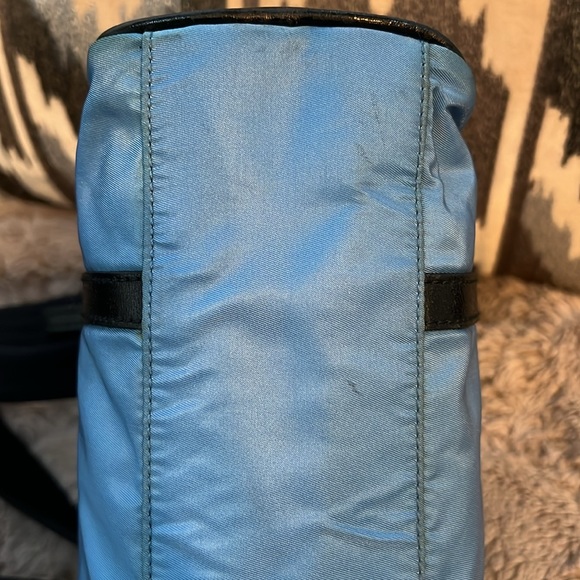 PRADA Nylon Blue Long Strap Shoulder bag casual / sporty look - priced to sell - Picture 13 of 17